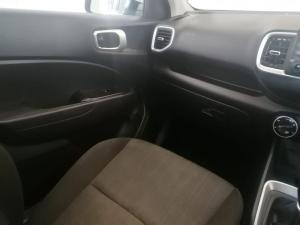 Hyundai Venue 1.0T Motion - Image 17