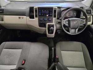 Toyota Quantum 2.8 SLWB panel van - Image 6