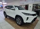 Thumbnail Toyota Fortuner 2.8GD-6 VX