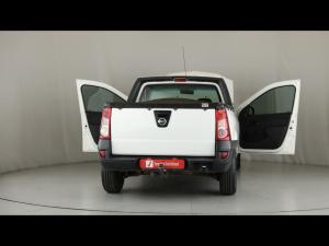Nissan NP200 1.6i safety pack (aircon) - Image 9