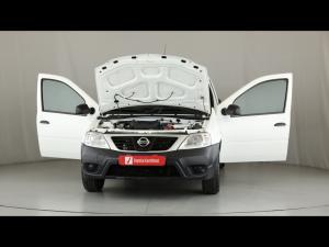Nissan NP200 1.6i safety pack (aircon) - Image 13