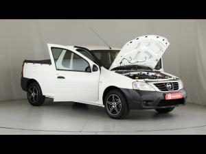 Nissan NP200 1.6i safety pack (aircon) - Image 14