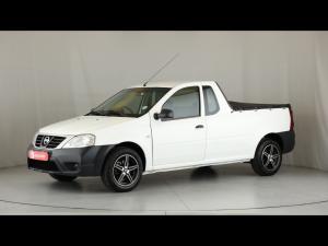 Nissan NP200 1.6i safety pack (aircon) - Image 22