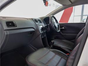 Volkswagen Polo Vivo hatch 1.4 Comfortline - Image 7
