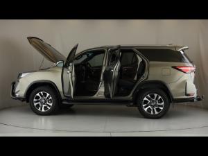 Toyota Fortuner 2.8GD-6 4x4 VX - Image 11