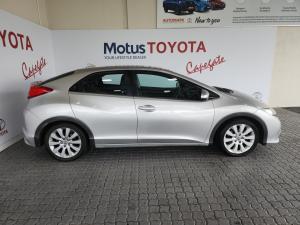 Honda Civic sedan 1.8 Executive auto - Image 3