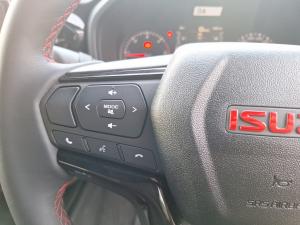 Isuzu D-Max 1.9TD double cab LS X-Rider auto - Image 9