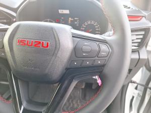 Isuzu D-Max 1.9TD double cab LS X-Rider auto - Image 10