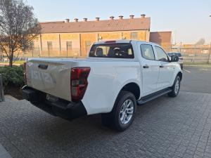 Isuzu D-Max 1.9TD double cab L auto - Image 2