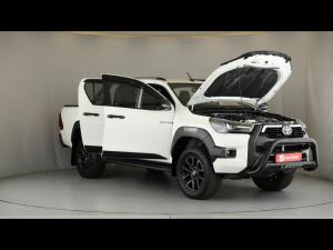 Toyota Hilux 2.8GD-6 double cab Legend manual - Image 14