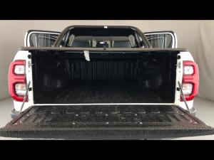 Toyota Hilux 2.8GD-6 double cab Legend manual - Image 18