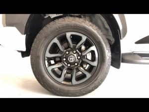Toyota Hilux 2.8GD-6 double cab Legend manual - Image 19