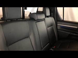 Toyota Hilux 2.8GD-6 double cab Legend manual - Image 20