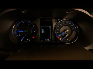 Toyota Hilux 2.8GD-6 double cab Legend manual - Image 23