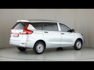 Suzuki Ertiga 1.5 GA - Image 2
