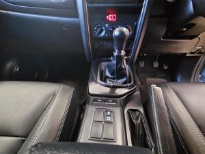 Toyota Fortuner 2.4GD-6 manual - Image 10