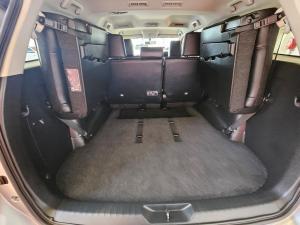Toyota Fortuner 2.4GD-6 manual - Image 15