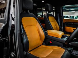 Land Rover Defender 110 D300 X-Dynamic HSE - Image 13
