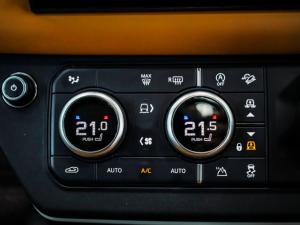 Land Rover Defender 110 D300 X-Dynamic HSE - Image 17
