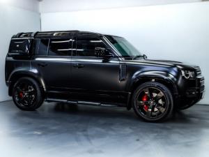 Land Rover Defender 110 D300 X-Dynamic HSE - Image 2