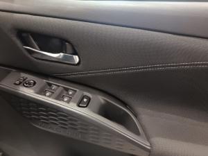Nissan Magnite 1.0 Visia auto - Image 15