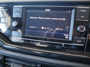 Volkswagen Polo hatch 1.0TSI Life manual - Image 17