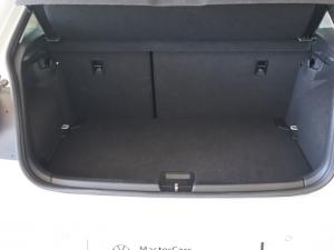 Volkswagen Polo hatch 1.0TSI Life manual - Image 25