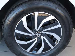 Volkswagen Polo hatch 1.0TSI Life manual - Image 27