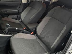 Volkswagen Polo hatch 1.0TSI Life manual - Image 11