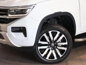 Volkswagen Amarok 3.0TDI V6 double cab Aventura 4Motion - Image 6