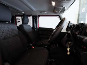 Suzuki Jimny 1.5 GLX AllGrip 5-door auto - Image 8