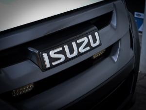 Isuzu D-Max Gen 6 250c single cab - Image 3
