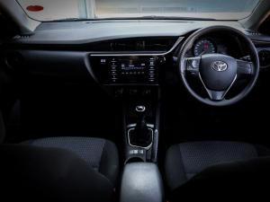 Toyota Corolla Quest 1.8 Plus manual - Image 10