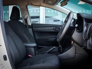 Toyota Corolla Quest 1.8 Plus manual - Image 15