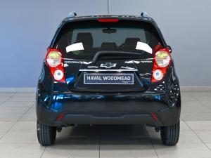 Chevrolet Spark 1.2 LS Black&White Edition - Image 18