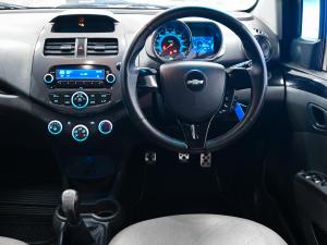 Chevrolet Spark 1.2 LS Black&White Edition - Image 7