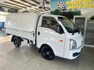 Hyundai H-100 Bakkie 2.6D deck - Image 1