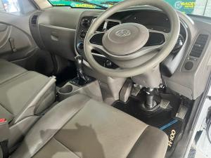 Hyundai H-100 Bakkie 2.6D deck - Image 5