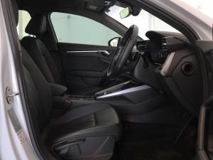 Audi A3 sedan 35TFSI - Image 16