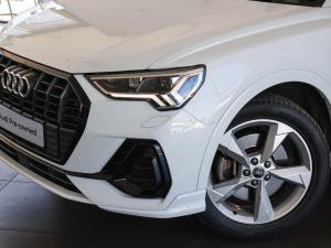 Audi Q3 40TFSI quattro S line - Image 2