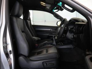 Toyota Hilux 2.8GD-6 Xtra cab 4x4 Legend manual - Image 17