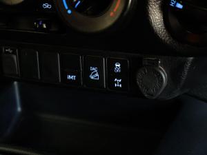 Toyota Hilux 2.8GD-6 Xtra cab 4x4 Legend manual - Image 21