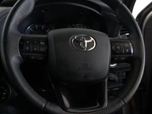 Toyota Hilux 2.8GD-6 Xtra cab 4x4 Legend manual - Image 24
