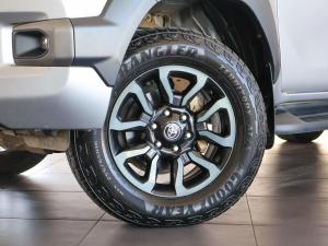 Toyota Hilux 2.8GD-6 Xtra cab 4x4 Legend manual - Image 3