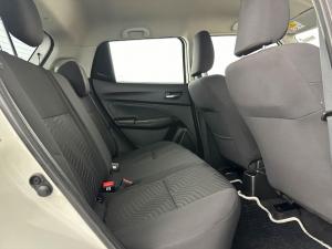Suzuki Swift 1.2 GL - Image 10