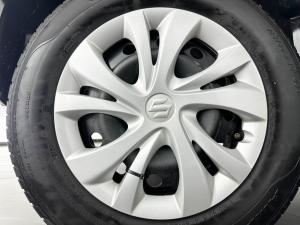 Suzuki Swift 1.2 GL - Image 12