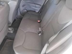 Renault Clio IV 900T Authentique 5-Door - Image 12