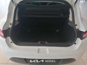 Renault Clio IV 900T Authentique 5-Door - Image 5