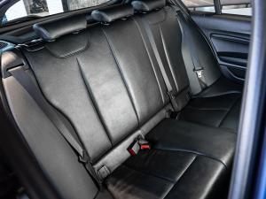 BMW 1 Series 118i 5-door - Image 17