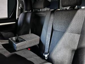 Toyota Hilux 2.8GD-6 double cab 4x4 Raider auto - Image 18